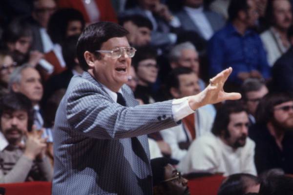 Former Kentucky basketball coach Joe B. Hall dead at 93