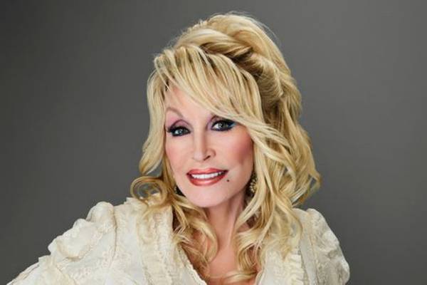 Dolly Parton teases new Experience at Dollywood: "People are going to really love that"