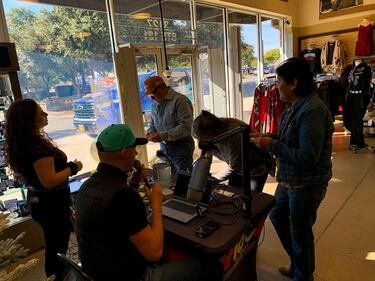 Saturday, November 16, 2024, Y100 stopped at Boot Barn to give away tickets to the 2024 Y100 Gamez Law 8 Man Jam, presented by Bud Light! We gave away a bunch of tickets to the show! Come out to all the ticket stops for your chance to win!