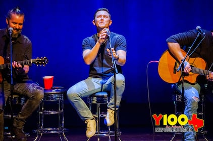 Scotty McCreery came back to the Y100 8 Man Jam in a big way this year! Such a great performer, and so generous to all the other artists on stage. Thanks to everyone who came out (and worked hard to win those tickets)!