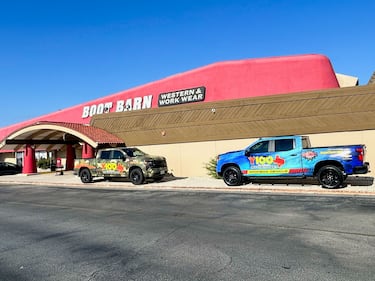 Saturday, November 9, 2024, Y100 stopped at Boot Barn to give away tickets to the 2024 Y100 Gamez Law 8 Man Jam, presented by Bud Light! We gave away a bunch of tickets to the show! Come out to all the ticket stops for your chance to win!