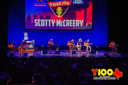 Scotty McCreery came back to the Y100 8 Man Jam in a big way this year! Such a great performer, and so generous to all the other artists on stage. Thanks to everyone who came out (and worked hard to win those tickets)!