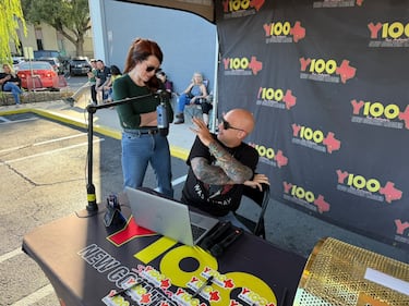 Thursday, October 24, 2024, Y100 stopped at Gamez Law Firm to give away tickets to the 2024 Y100 Gamez Law 8 Man Jam, presented by Bud Light! We gave away a bunch of tickets to the show! Come out to all the ticket stops for your chance to win!