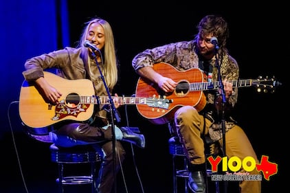 Ashley Cooke joined the Y100 8 Man Jam first set, and was simply amazing! We’re so glad she could join us for our year-end party. Thanks to everyone who came out (and worked hard to win those tickets)!