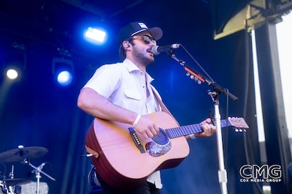 Clayton Mullen hit the Y100 Stage at Ouster Bake 2024 to help kick off Fiesta season. Great band!