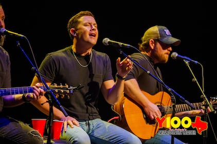 Scotty McCreery came back to the Y100 8 Man Jam in a big way this year! Such a great performer, and so generous to all the other artists on stage. Thanks to everyone who came out (and worked hard to win those tickets)!