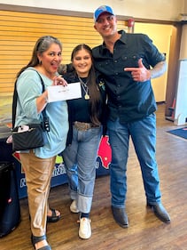 Saturday, November 9, 2024, Y100 stopped at Boot Barn to give away tickets to the 2024 Y100 Gamez Law 8 Man Jam, presented by Bud Light! We gave away a bunch of tickets to the show! Come out to all the ticket stops for your chance to win!