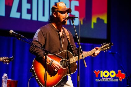 Warren Zeiders is so great, and we are so happy to have been able to get him out the Y100 8 Man Jam after his tour with Jelly Roll! We’re so glad he could join us for our year-end party. Thanks to everyone who came out (and worked hard to win those tickets)!