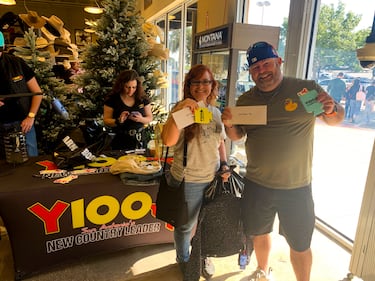 Saturday, November 16, 2024, Y100 stopped at Boot Barn to give away tickets to the 2024 Y100 Gamez Law 8 Man Jam, presented by Bud Light! We gave away a bunch of tickets to the show! Come out to all the ticket stops for your chance to win!