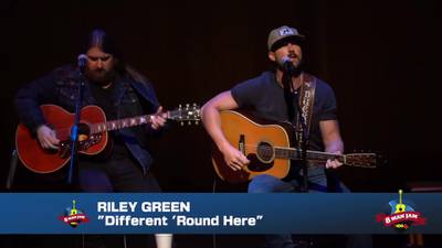 Riley Green "Different 'Round Here" Live at the Y100 8 Man Jam 2023