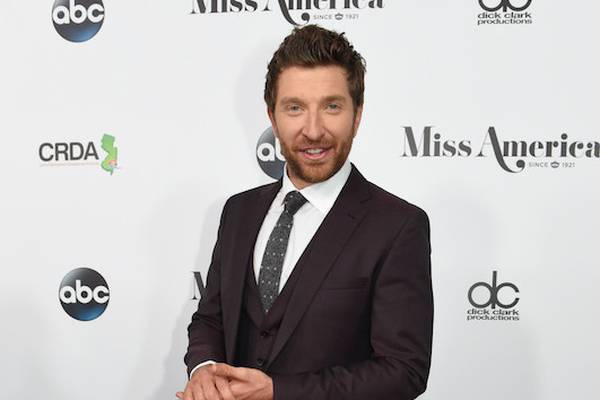 Brett Eldredge is taking his 'Songs About You' on the road for a 2022 tour